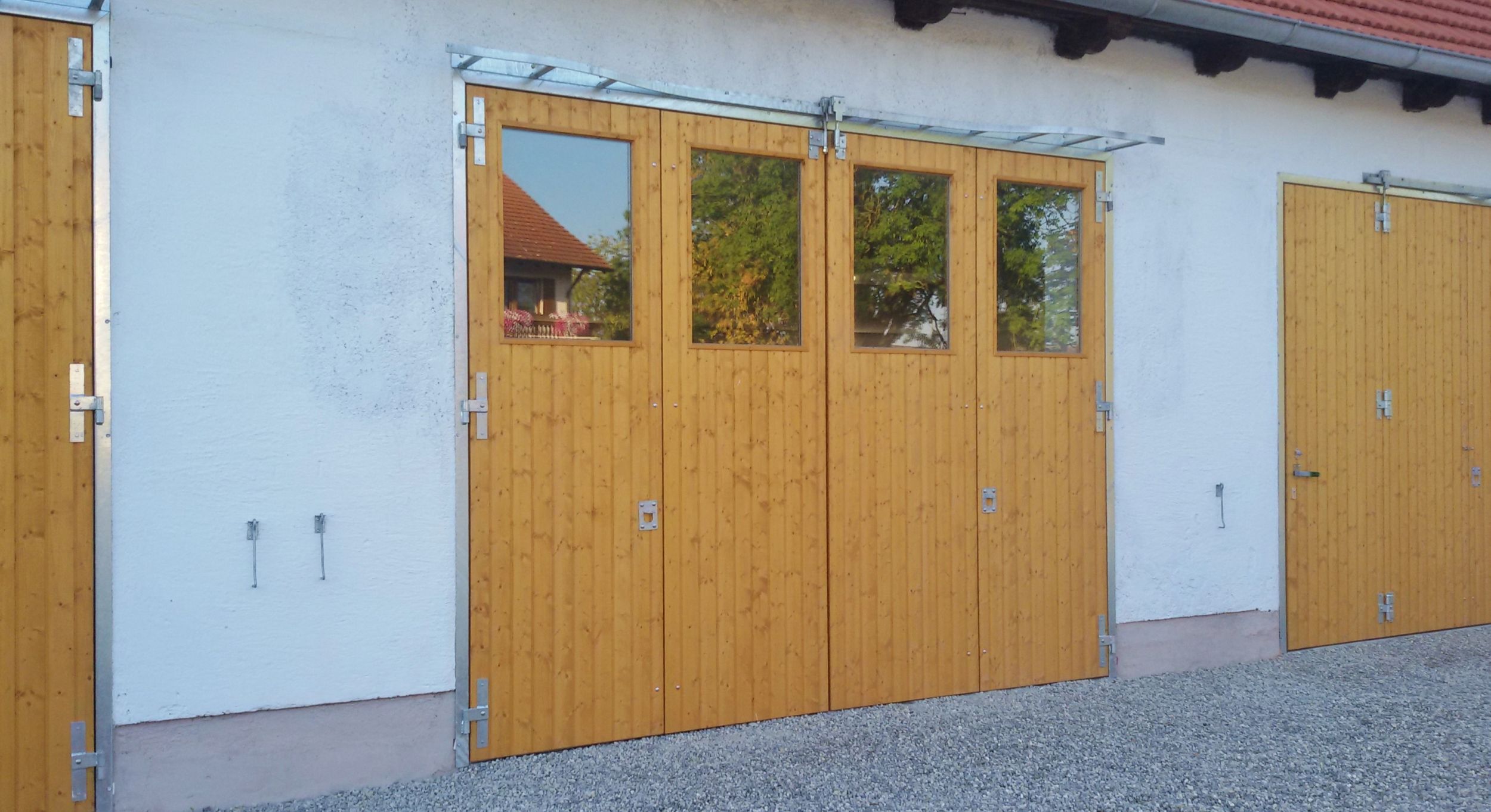 Falttor aus Holz