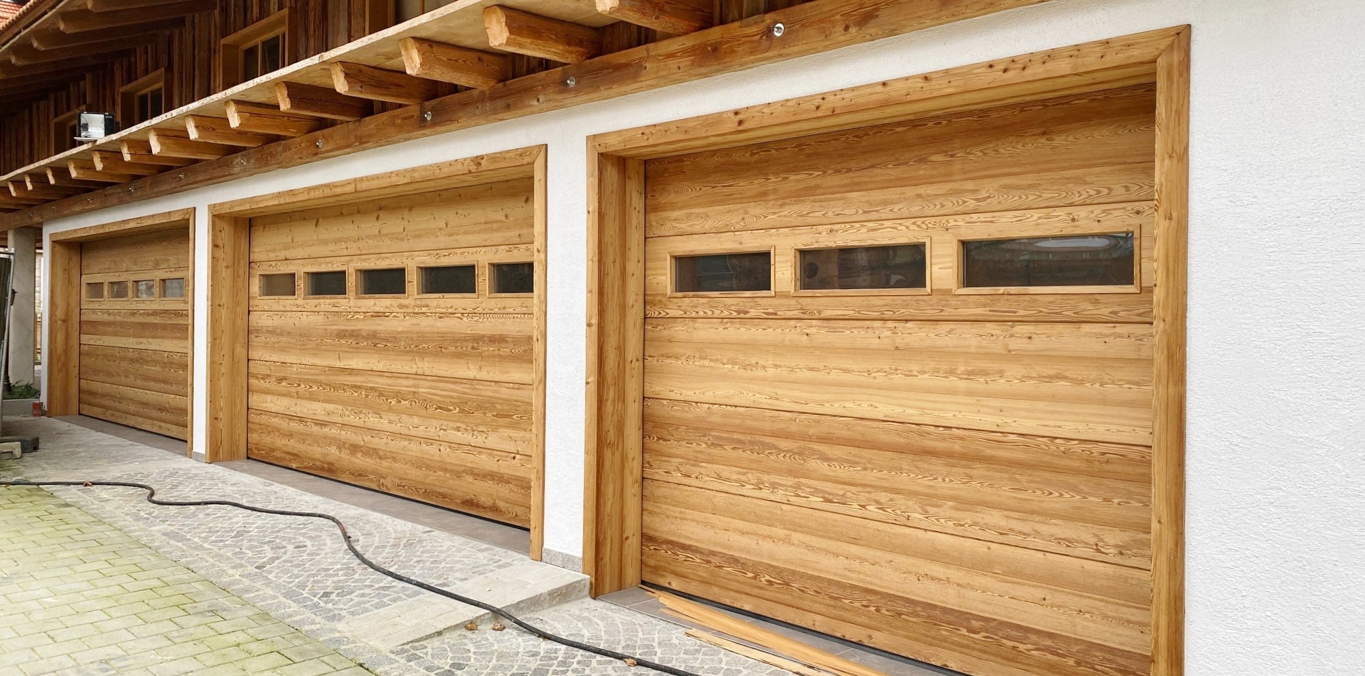 Holz Sektionaltore Sektionaltore Allemann Gmbh Holz U Metallprodukte